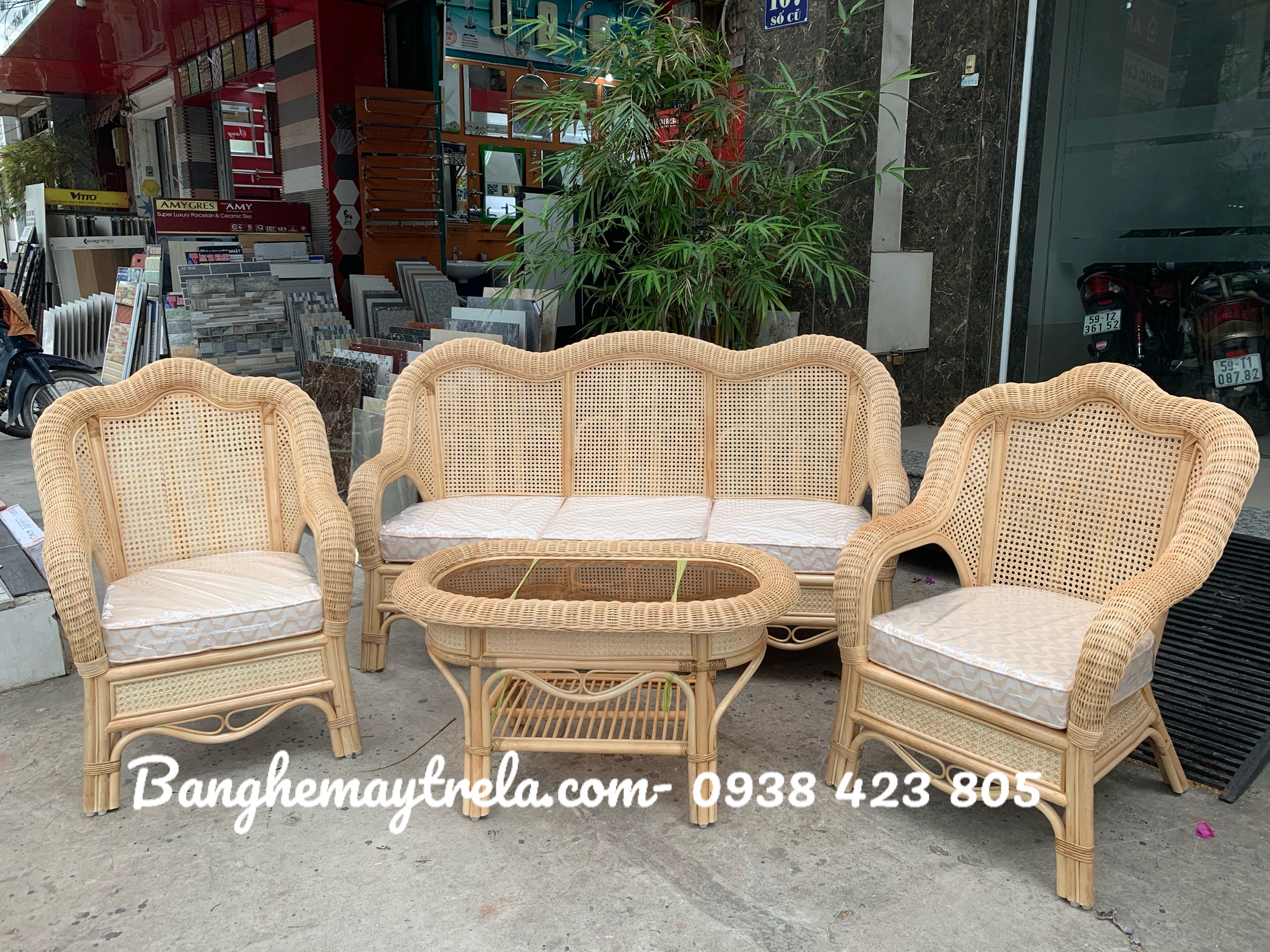 Bàn ghế sofa lưới mắt cáo mây tự nhiên